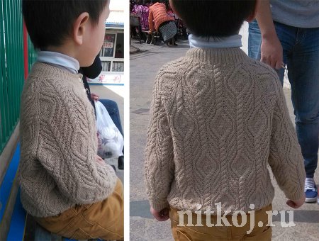 Blouse avec des aiguilles à tricoter pour garçon
