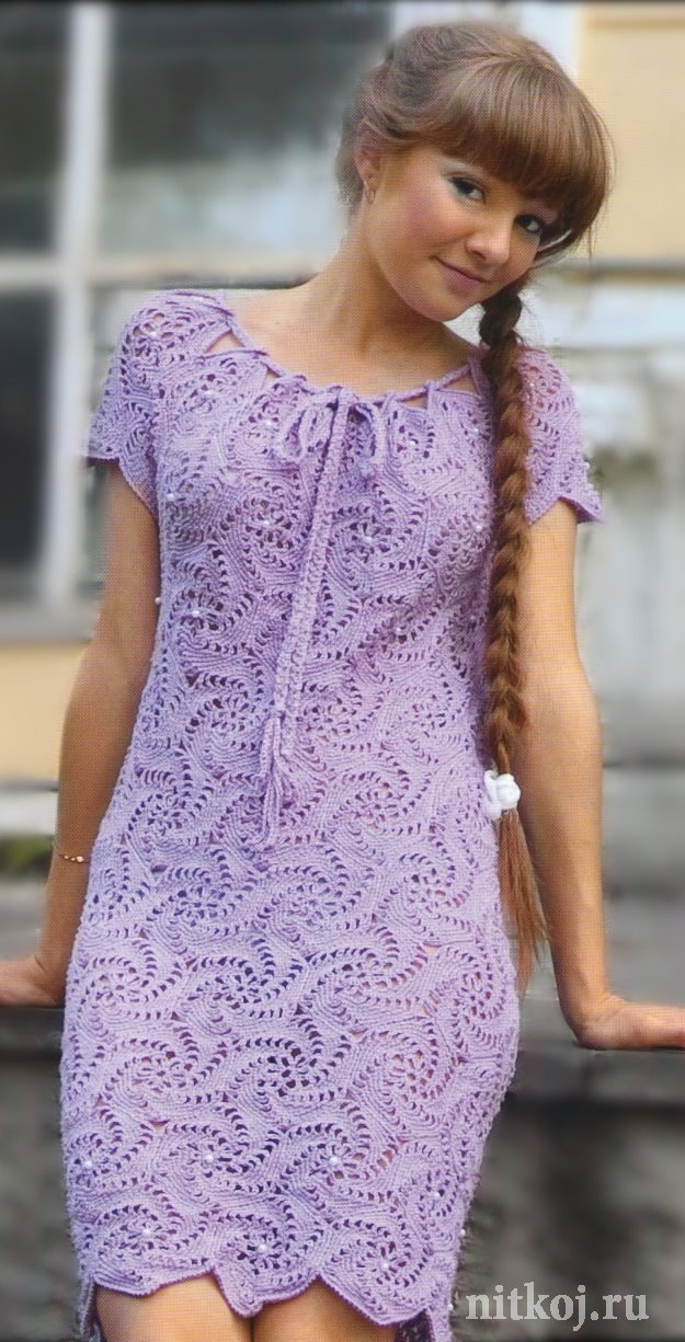 Вязаное платье для девочки крючком