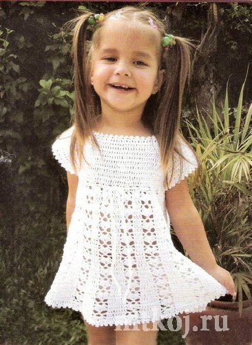 Вязаное платье для девочки до года: схема вязания спицами с описанием