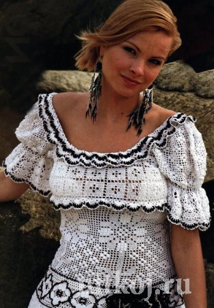 Бело-черное платье (вязание филейным узором)