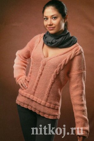 Персиковый пуловер спицами