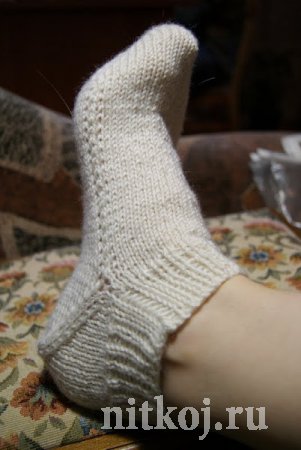 Вяжем носки на двух спицах без шва